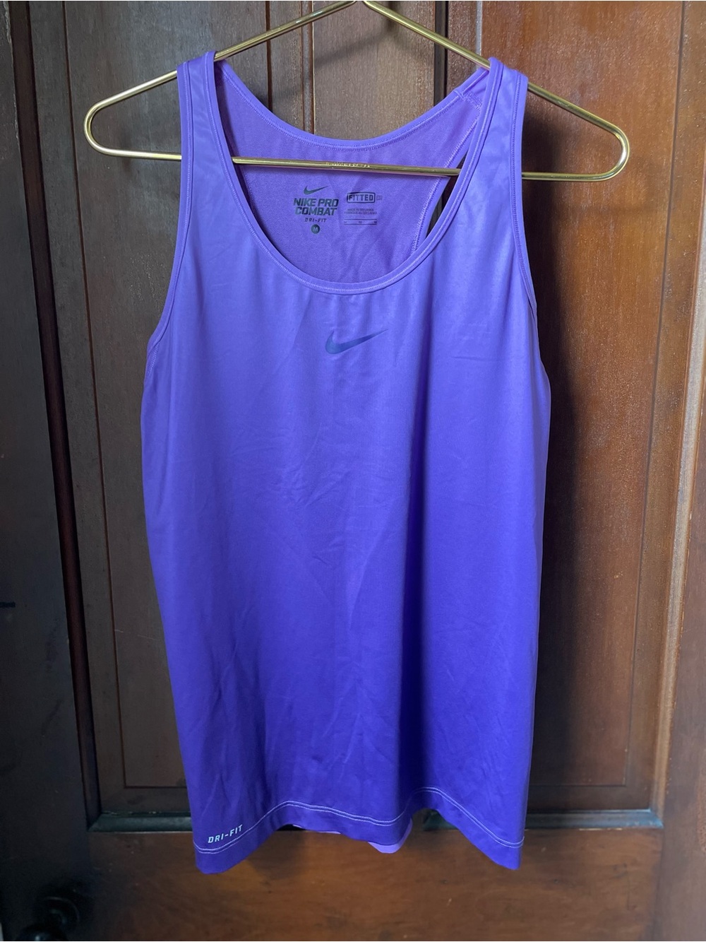 Nike Pro Combat women's medium purple fitted athletic tank top